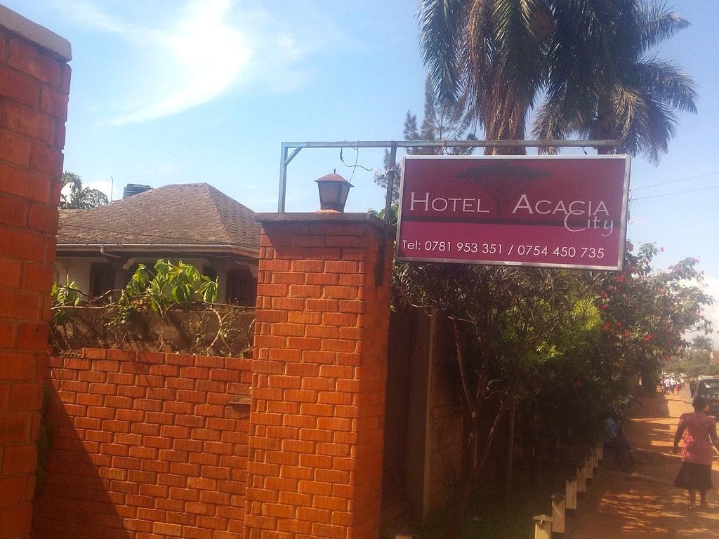 Hotel Acacia City Кампала Экстерьер фото